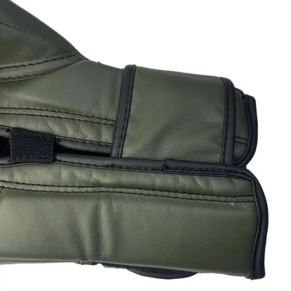 Hot Selling Boxing Gloves for Men and Women - Breathable Punching Gloves with Superior Wrist Support & Shock Absorption - Padded - KC’s Way‼️🥊